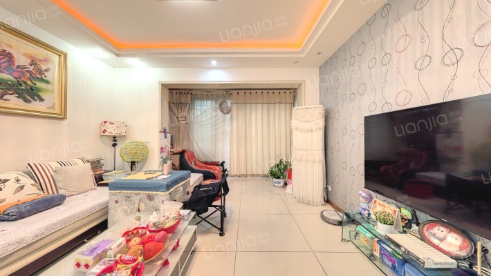 竞地阳光二手房实景图