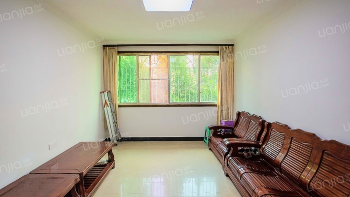 渡中路17号二手房实景图