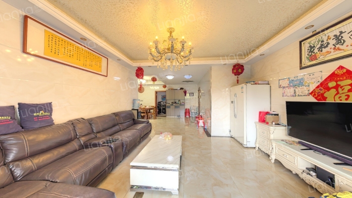 南峰金碧华庭二手房实景图