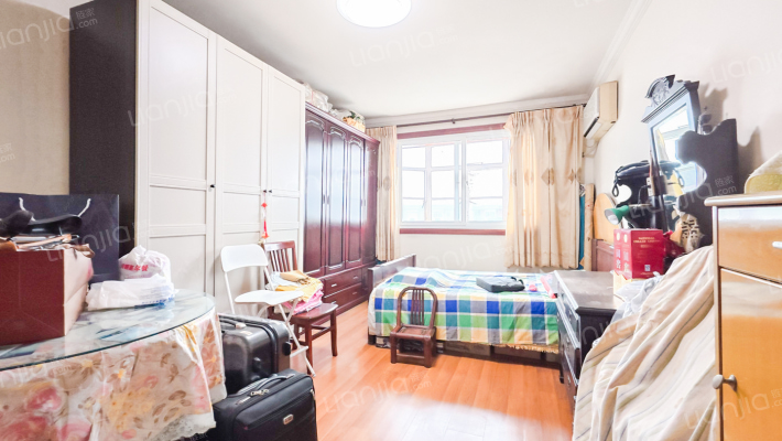 海关大楼二手房实景图