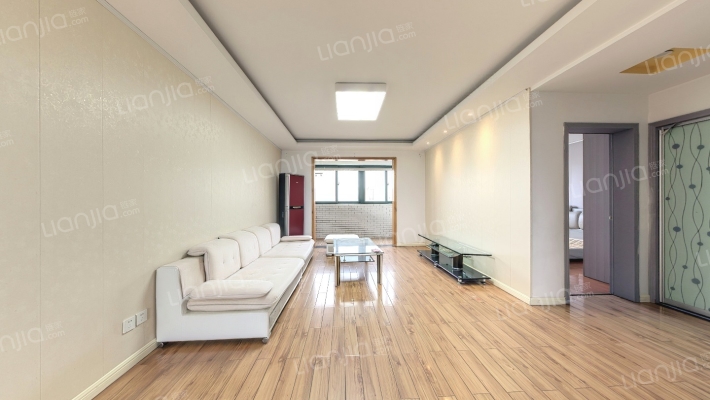 上怡南苑二手房实景图