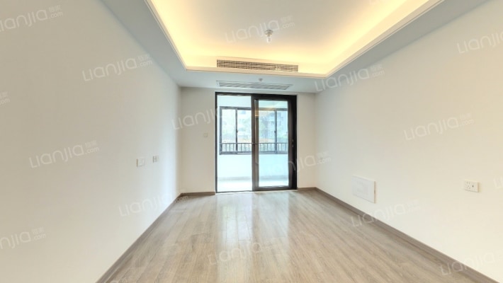 新城云漾滨江二手房实景图