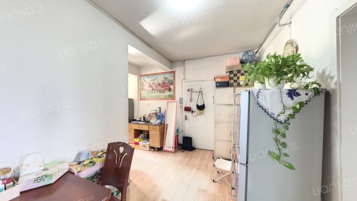 义和庄北里二手房实景图