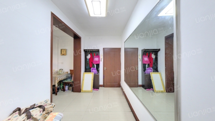 联强生活小区二手房实景图