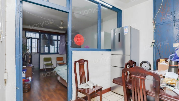 联建东小区二手房实景图