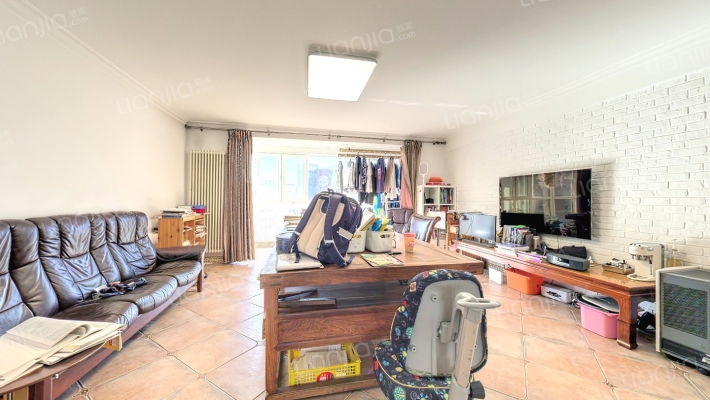 新世界家园二手房实景图