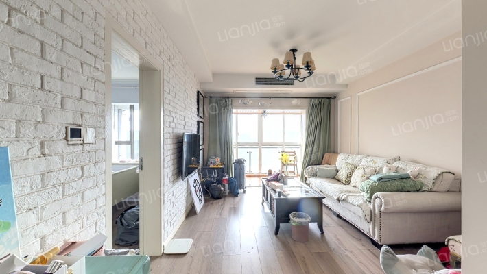 西锦国际二期二手房实景图