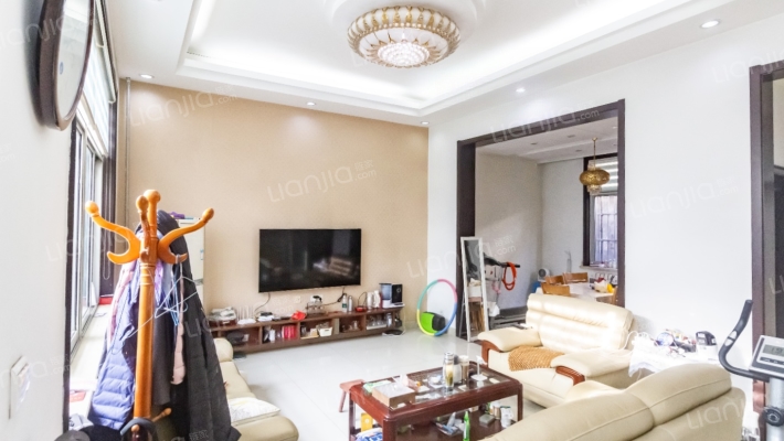 宾谷街717二手房实景图