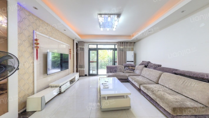 艺锦湾一期二手房实景图