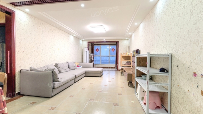 金隅翡丽爱公馆二手房实景图