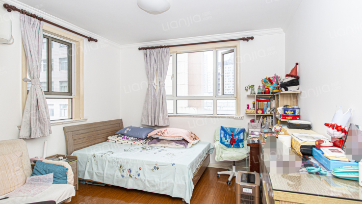 科汇公寓二手房实景图