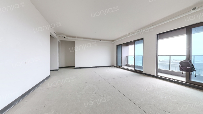 云麓台二组团二手房实景图