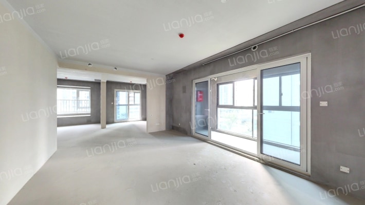 萃语华庭二手房实景图