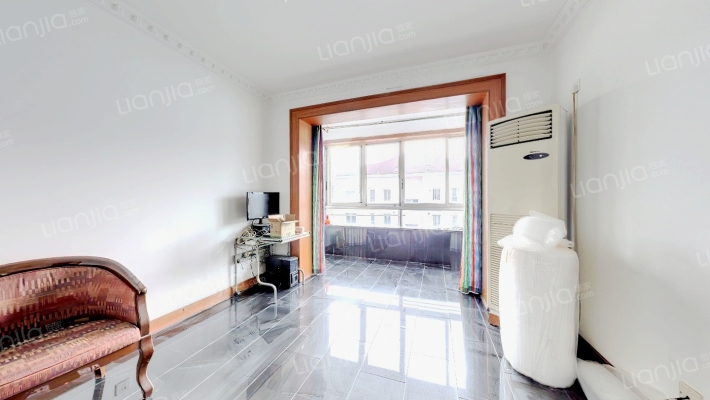 宝安新苑二手房实景图