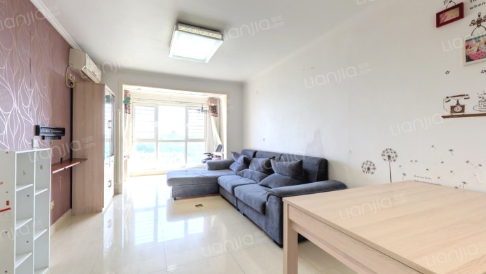 红木林南区二手房实景图