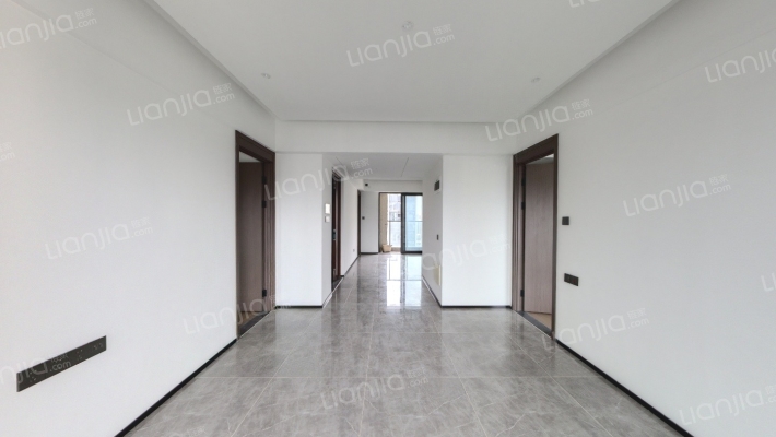 万科翡翠中央.翡玲苑二手房实景图