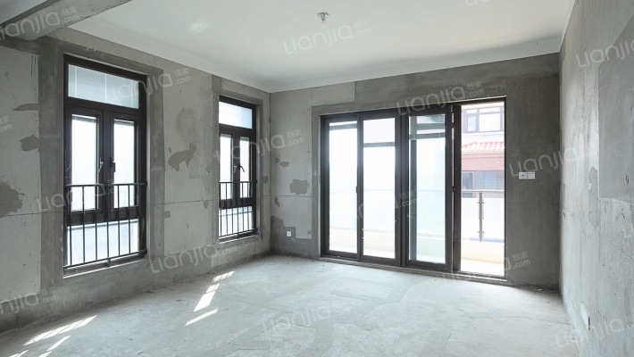 碧桂园仙林云墅二手房实景图