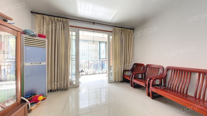 江畔明珠广场二手房实景图