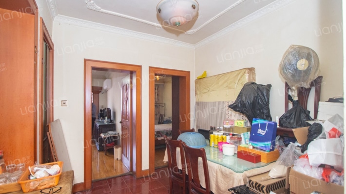 凌兆新村(上浦路202弄)二手房实景图