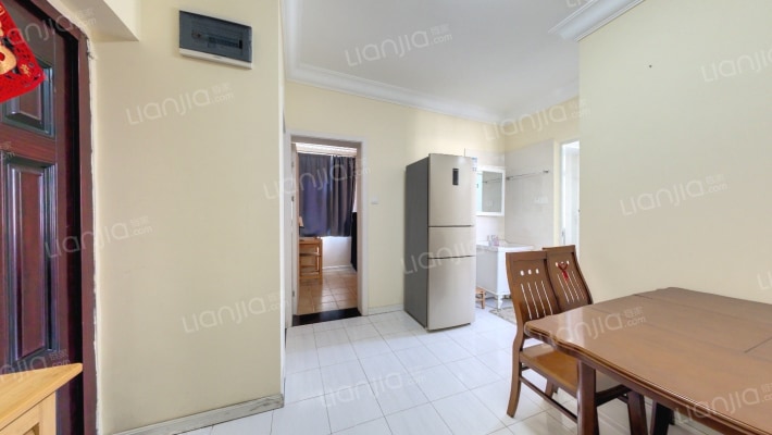 莘松七村二手房实景图