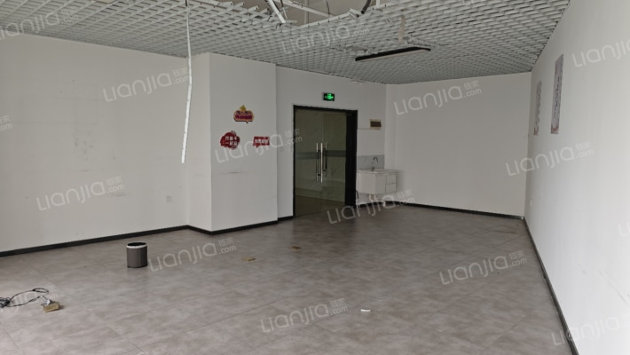 世茂外滩W+二手房实景图