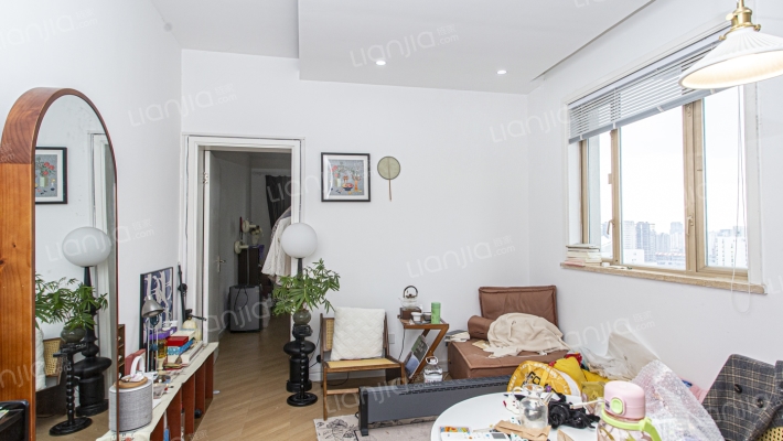 申峰大厦二手房实景图