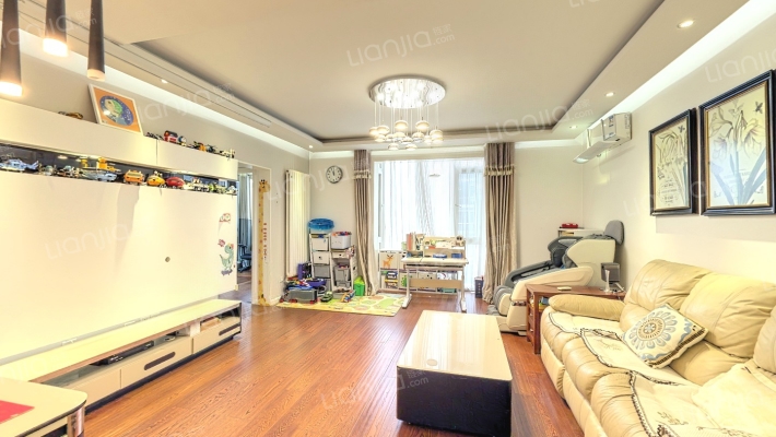 米兰花园二手房实景图