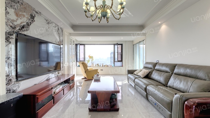 国贸天成二手房实景图