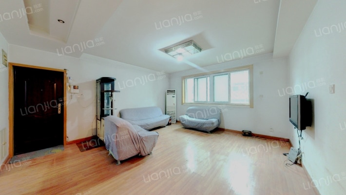 临潼区大庆路武装部二手房实景图