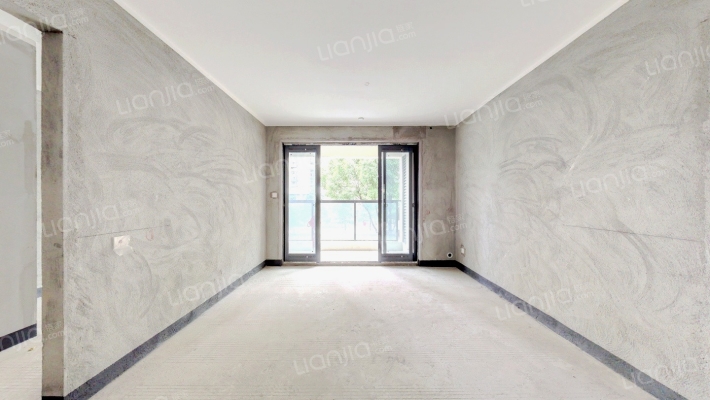 吾悦华府南区二手房实景图