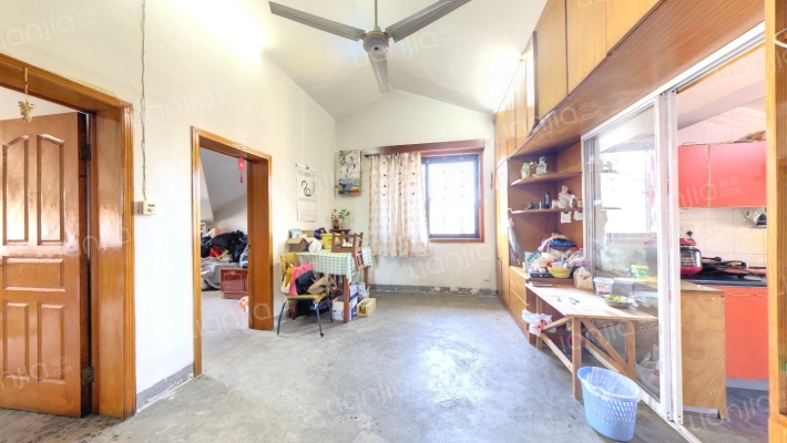 泰山花苑二手房实景图