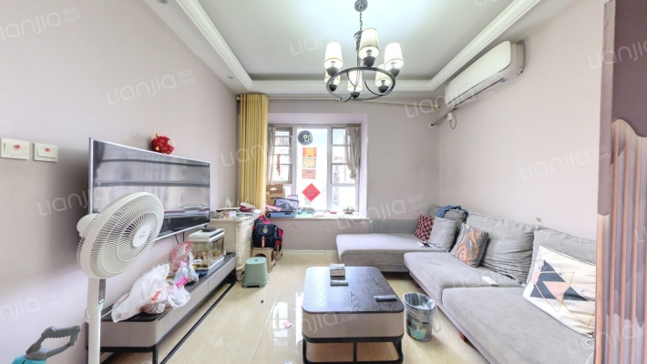 华宇静苑一期二手房实景图