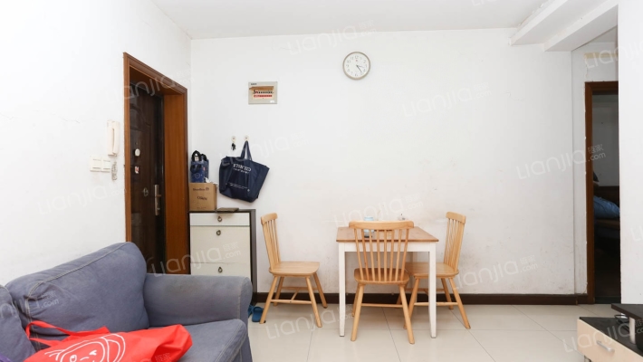 凯阳公寓二手房实景图