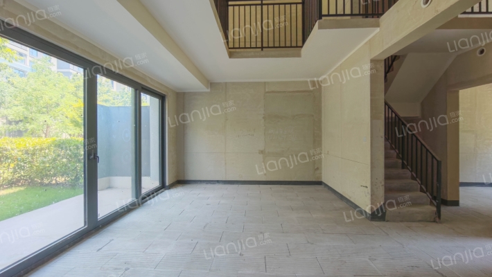 融创隐溪晓院3期二手房实景图