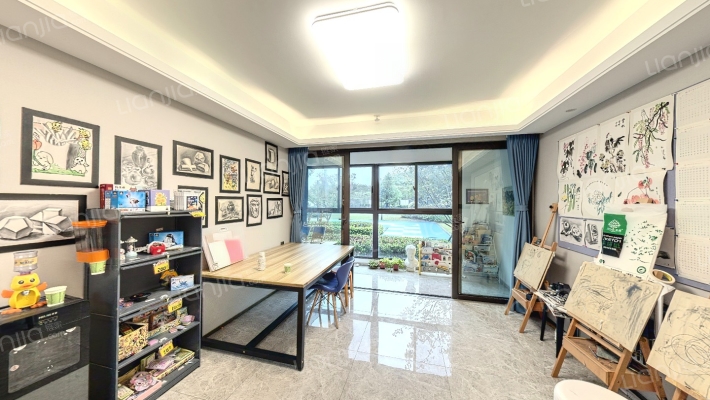 翡翠天域臻园二手房实景图