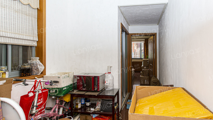 龙吴路11弄二手房实景图