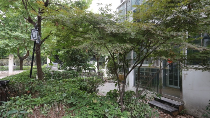 汇林凤凰苑 一二楼复试 户型方正 南有花园 环境舒适-花园