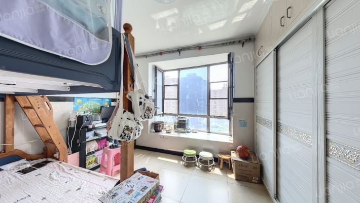 东方水岚佳苑二手房实景图