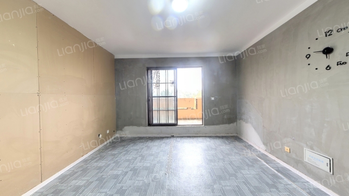 自然界城墅二手房实景图