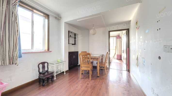 沽二小区二手房实景图