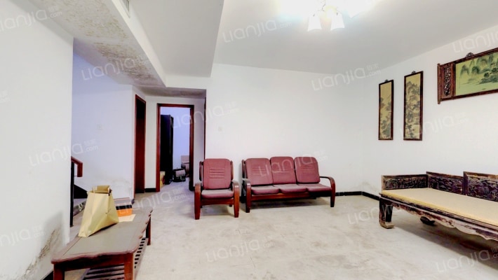 万通龙山新新小镇二手房实景图