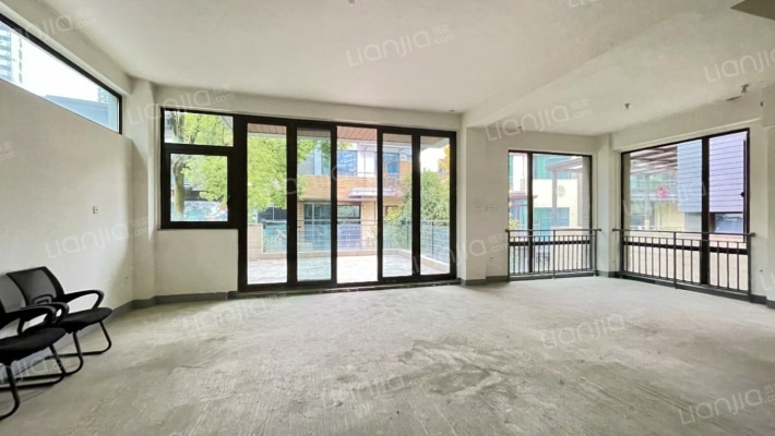 麓湖生态城沉香谷二手房实景图