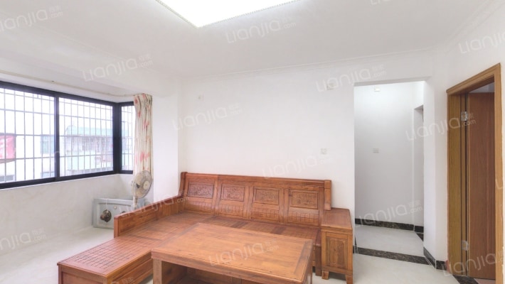 金龙花园(三灶镇)二手房实景图