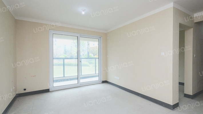 美的悦岚山东区二手房实景图