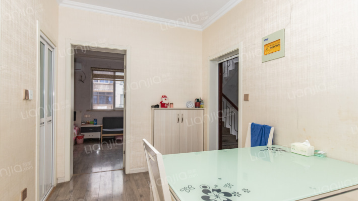 河滨新村二手房实景图