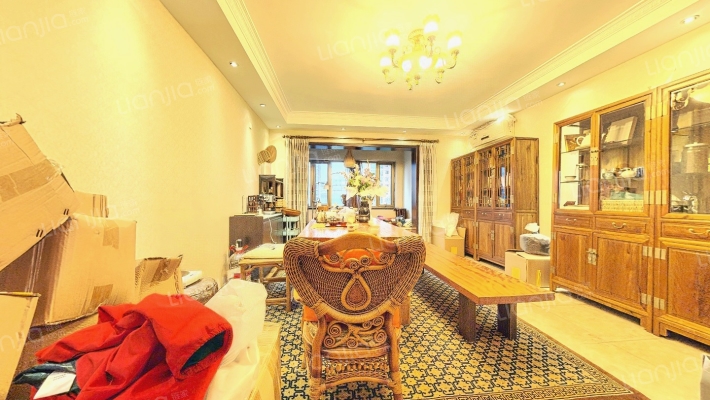 时代芳群二手房实景图