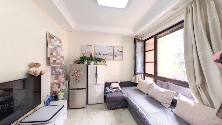 康诗丹郡二手房实景图