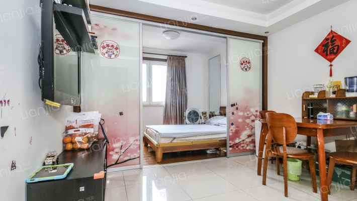 虹东小区二手房实景图