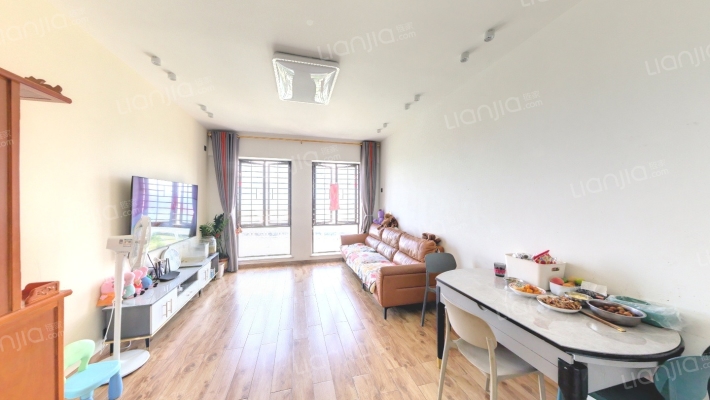 恒亿尚品湾（1/2/5/6期）二手房实景图