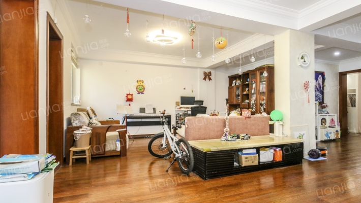 静安恬园二手房实景图